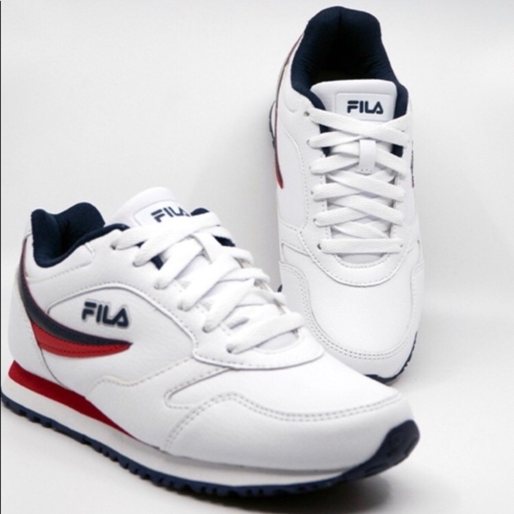 NEW FILA USA Classico 18 Sneaker